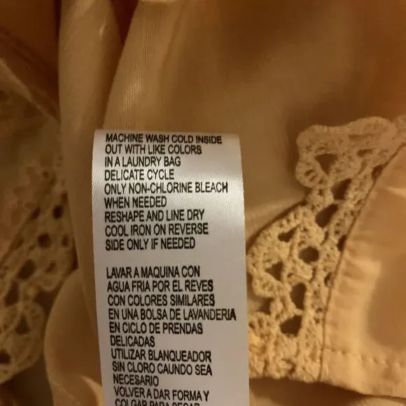 Democracy Womens Size XL Top Yellow Floral Sleeveless Tank NWT - Picture 5 of 7